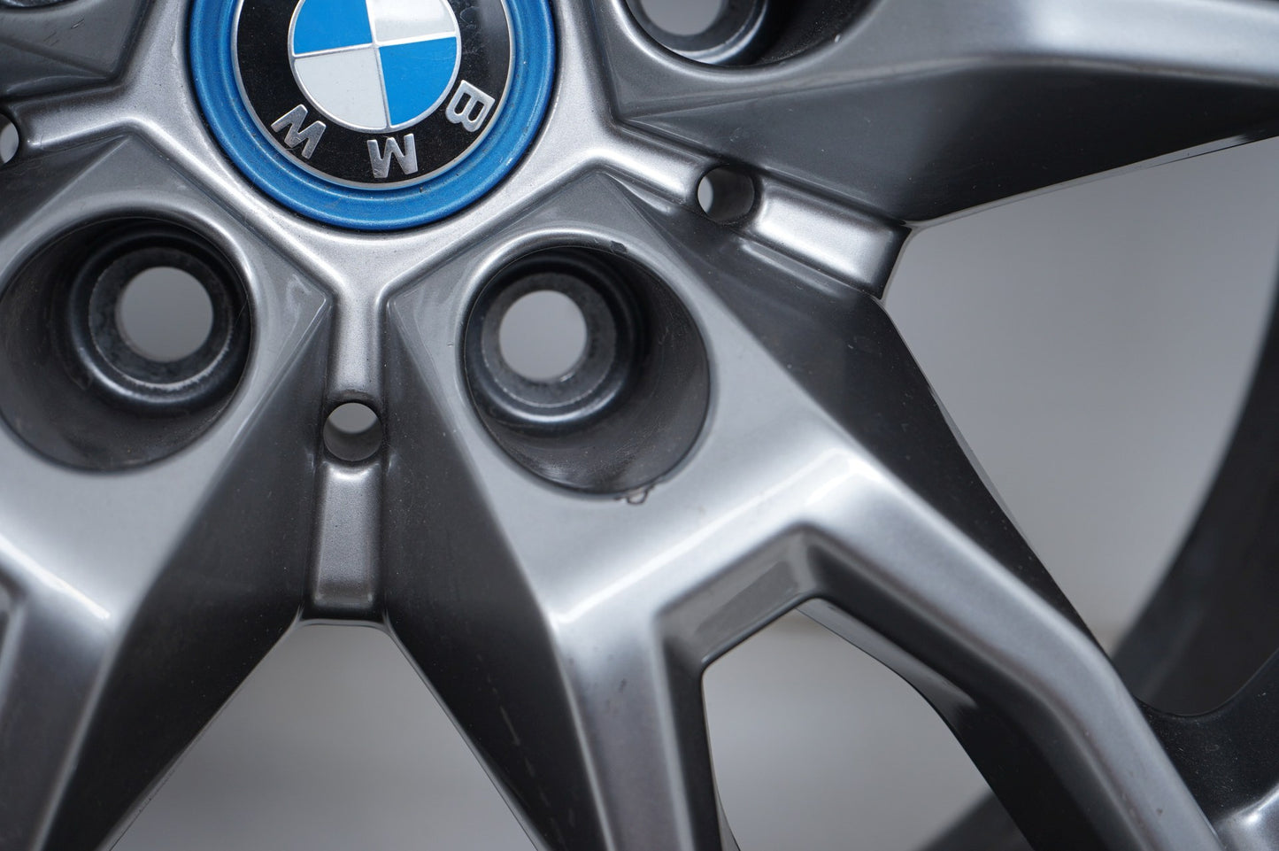 Оригинални BMW iX20 i20 20 Zoll 1002 Бмв 20 цола джанти 1002 зимен комплект зимни гуми