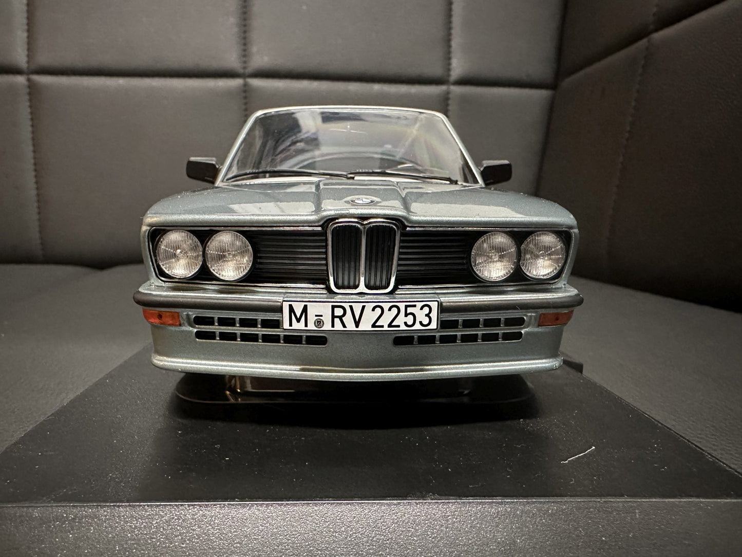 Bmw M 535i Limousine blue 1:18 NOREV 183269 Бмв M 535i син