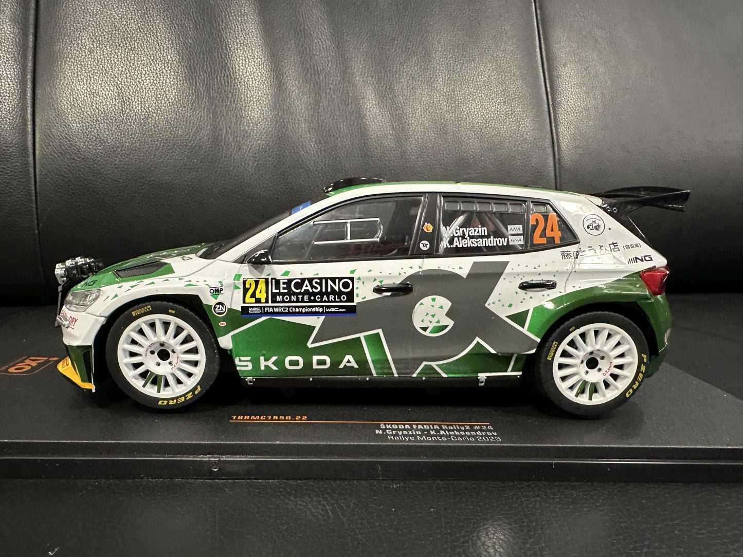 Skoda Fabia Rally WM Mone Carlo 2023 1:18 IXO 18RMC155B.22 Шкода Фабиа Рали Монте Карло 2023 бял/зелен