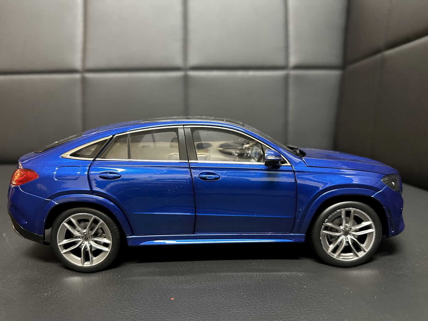 Mercedes Benz GLE Coupe V167 blue 1:18 i Scale Мерцедес Бенц ГЛЕ Купе син