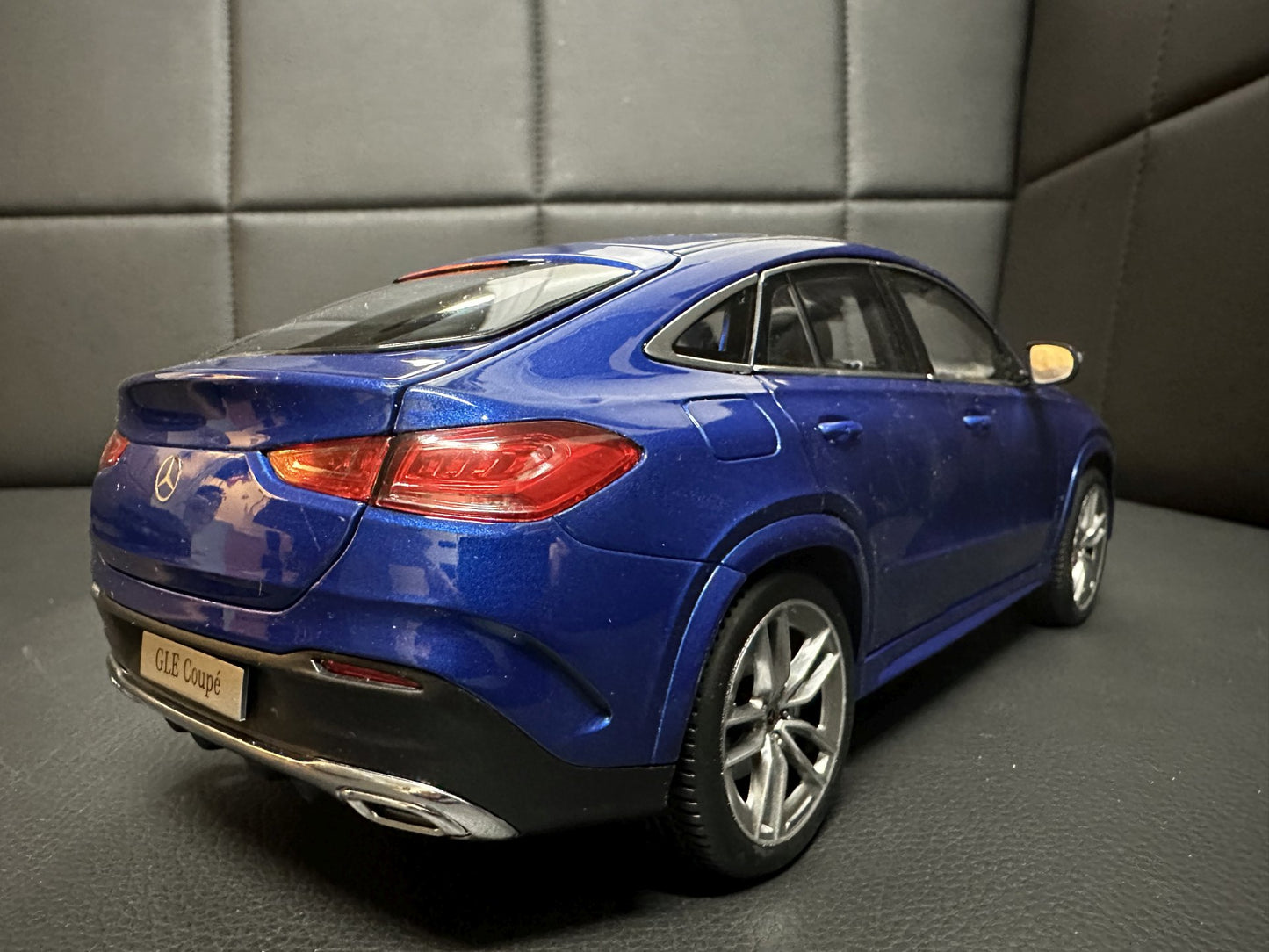 Mercedes Benz GLE Coupe V167 blue 1:18 i Scale Мерцедес Бенц ГЛЕ Купе син