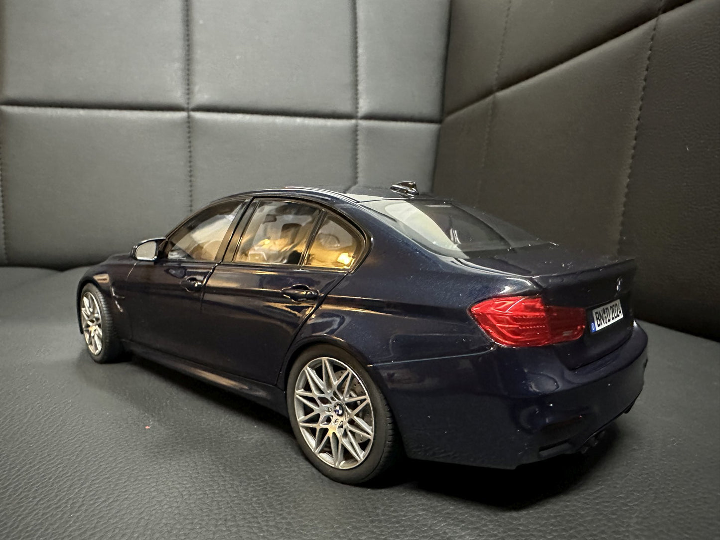 Bmw M3 Competition F80 2017 Limousine blue 1:18 NOREV 183236 Бмв M3 F80 син отваряема