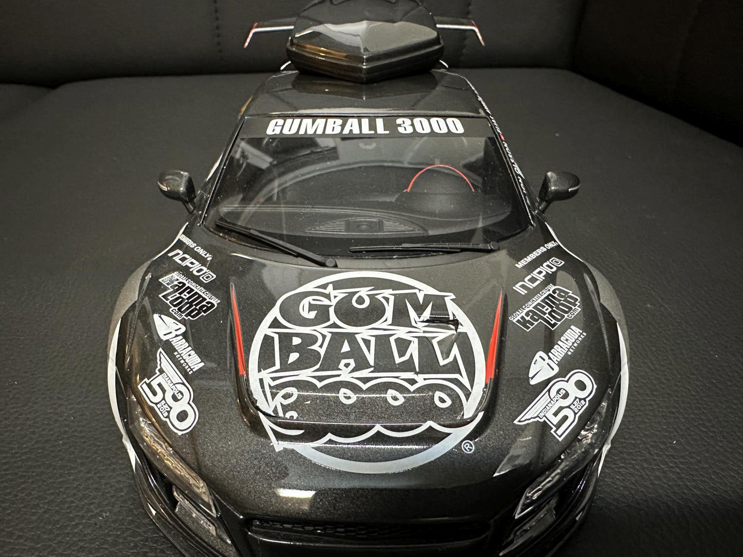 Audi R8 Gumball 300 black Limitiert 561/1500 1:18 GT Spirit GT386 Ауди Р8 черен Лимитирана