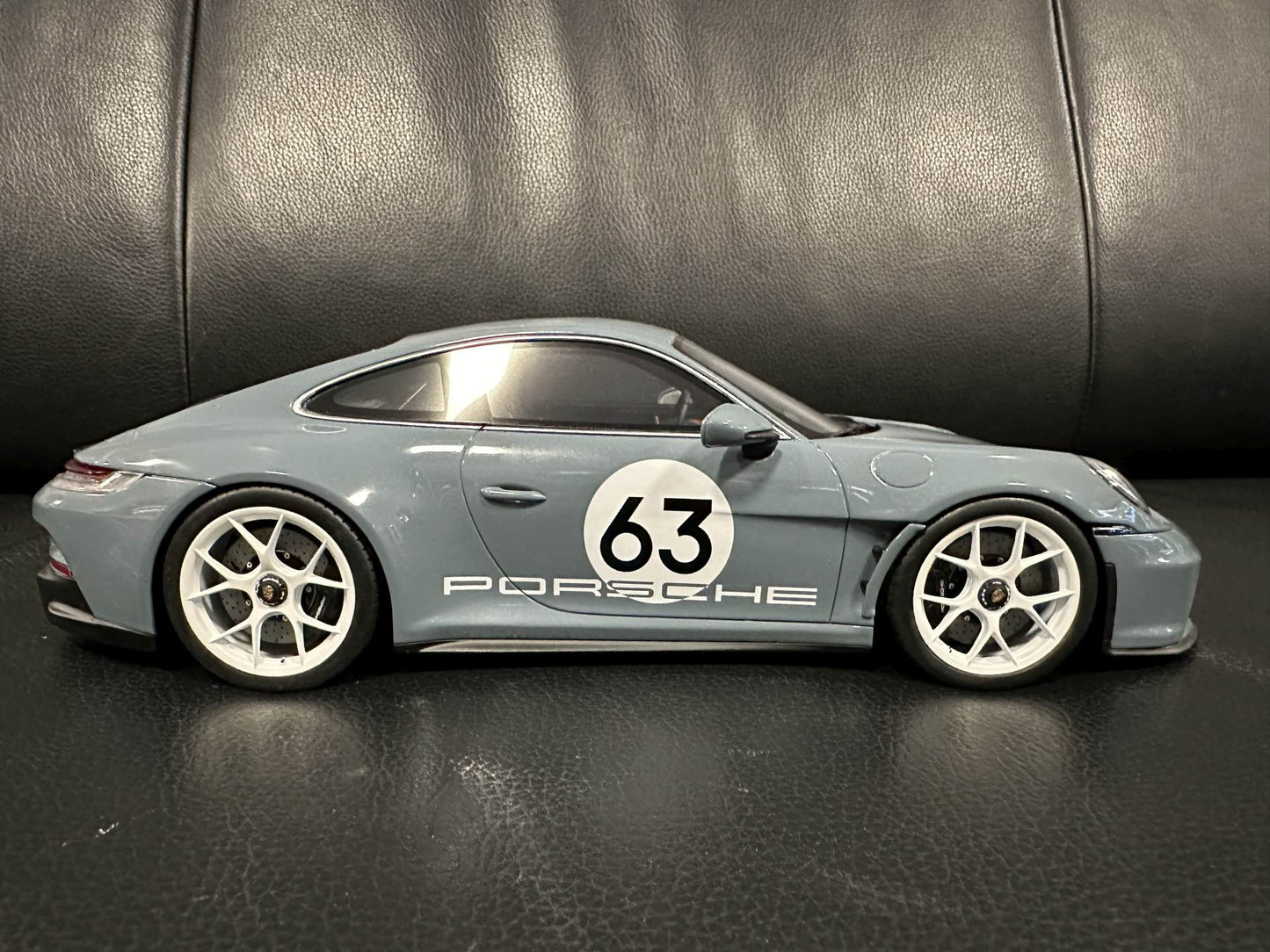 Porsche 911 992 S/T Shore blue Limitiert 632/1200 1:18 GT Spirit GT491 Порше 911 992 син Лимитирана