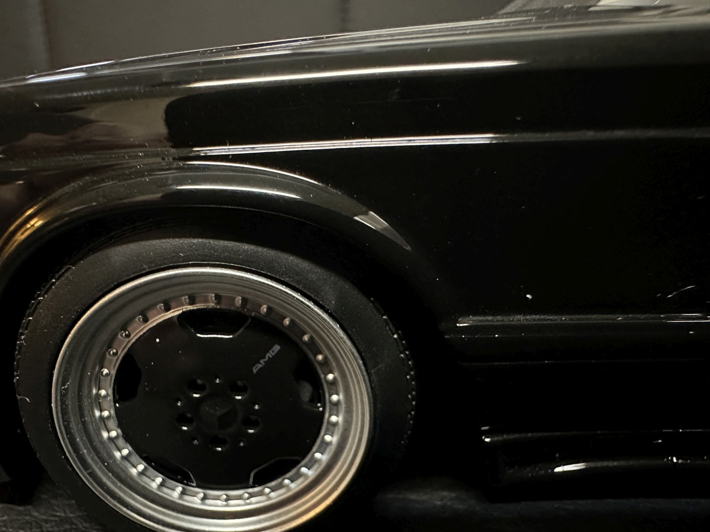 Mercedes Benz 560SEL AMG W126 Black Limitiert 1:18 OTTO OT297 Мерцедес Бенц Лимитирана черен