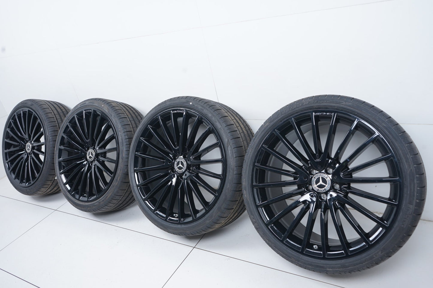 Оригинал  Като Нови Mercedes S Klasse W223 V223 21 Zoll AMG Мерцедес С класа W223 V223 21 цола AMG джанти летен комплект летни гуми Спорт пакет