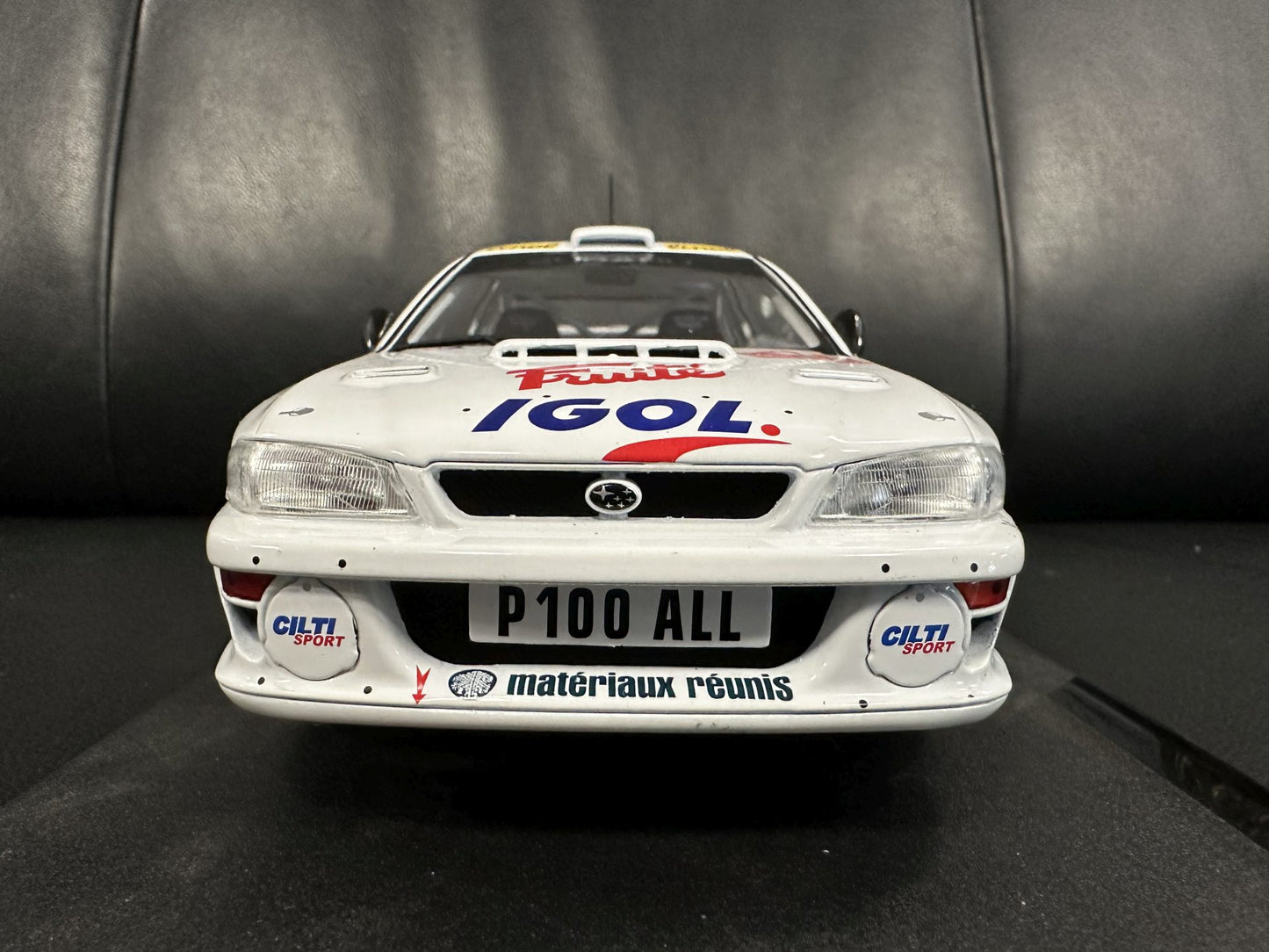 Subaru Impreza S5 WRC MonteCarlo 1999 white 1:18 Solido S1807407 Субару Импреза Монте Карло бял