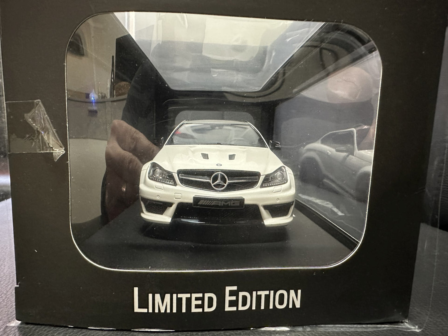 Mercedes Benz C63 AMG Edition 507 white Limitiert 1:18 GT Spirit GT899 Мерцедес Бенц Ц63 бял Лимитирана