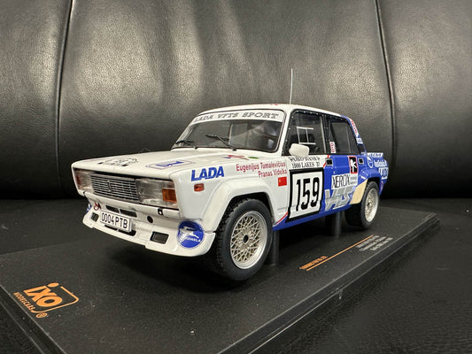 Lada 2105 VFTS Rally Lakes 1987 white 1:18 IXO 18RMC181B.22 Лада 2105 1987 бял