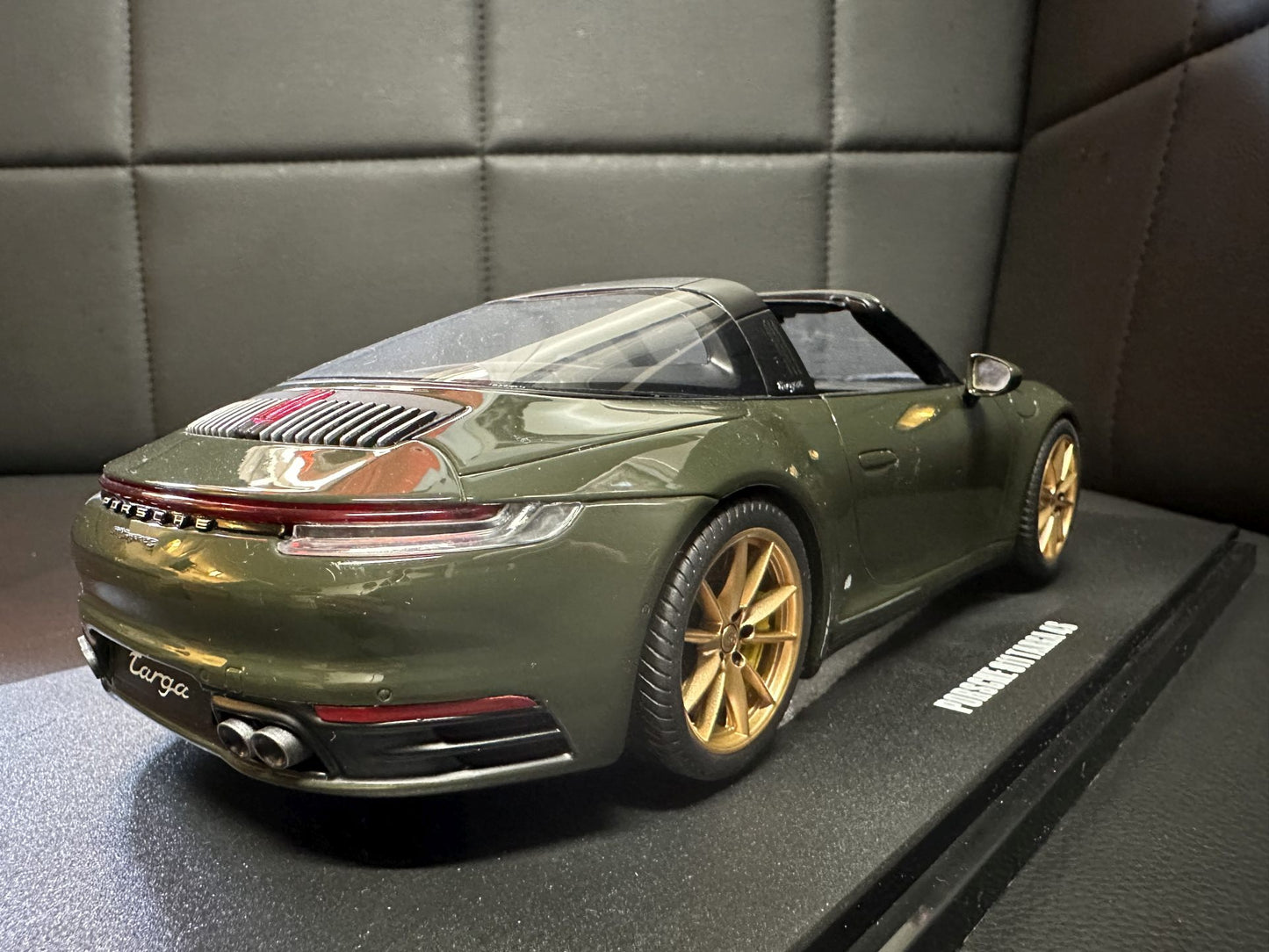 Porsche 911 Targa 4S Cabrio green Limitiert 1:18 GT Spirit GT438 Порше 911 Тарга зелен Лимитиран