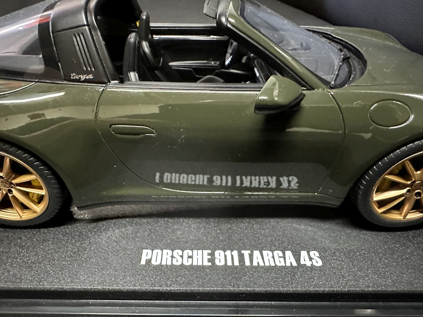 Porsche 911 Targa 4S Cabrio green Limitiert 1:18 GT Spirit GT438 Порше 911 Тарга зелен Лимитиран