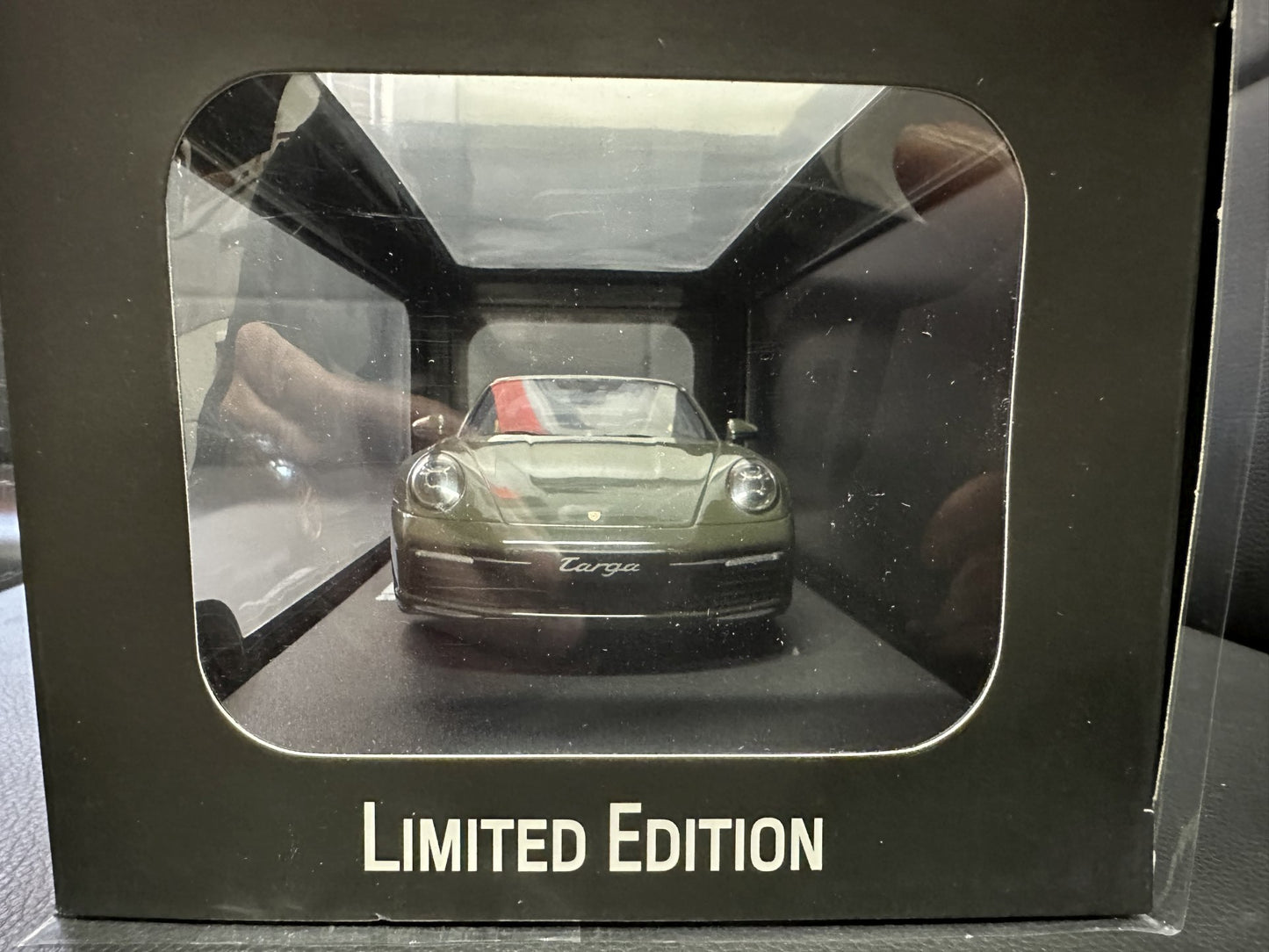 Porsche 911 Targa 4S Cabrio green Limitiert 1:18 GT Spirit GT438 Порше 911 Тарга зелен Лимитиран