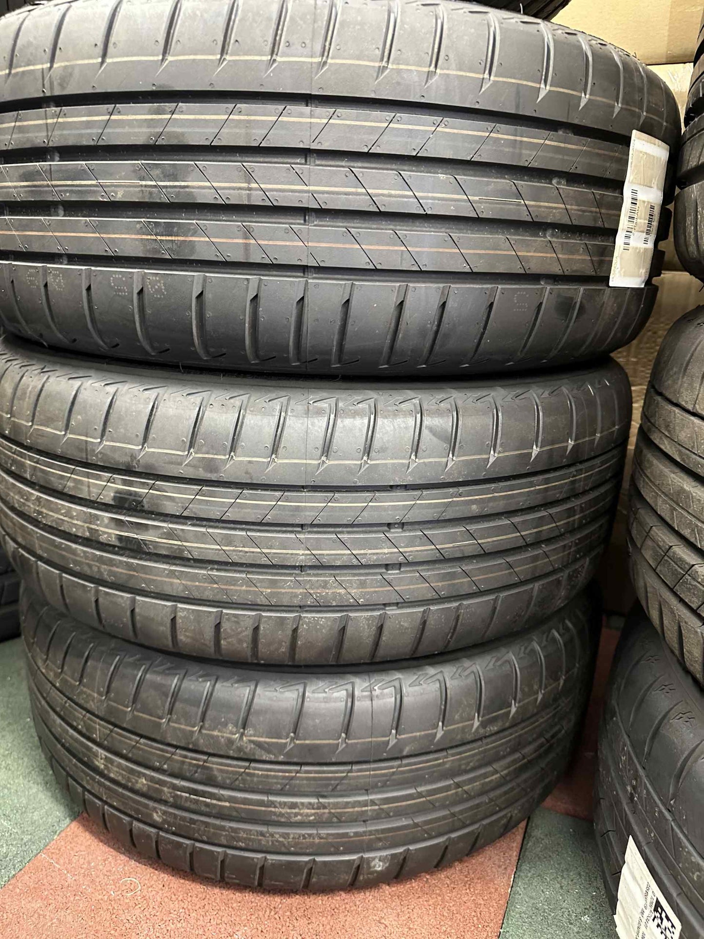 Оригинал Нови Mercedes A B Cla Klasse W177 W118 18 Zoll AMG Мерцедес А Б Цла W177 W118 18 цола AMG джанти летен комплект летни гуми