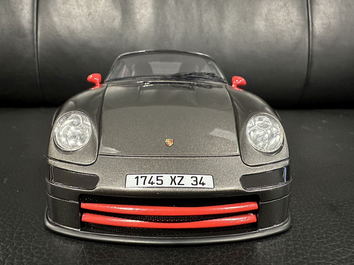 Porsche 911 993 GT1 Almeras grey Limitiert 73/150 1:18 KESS KE18004C Порше 911 993 сив Лимитирана