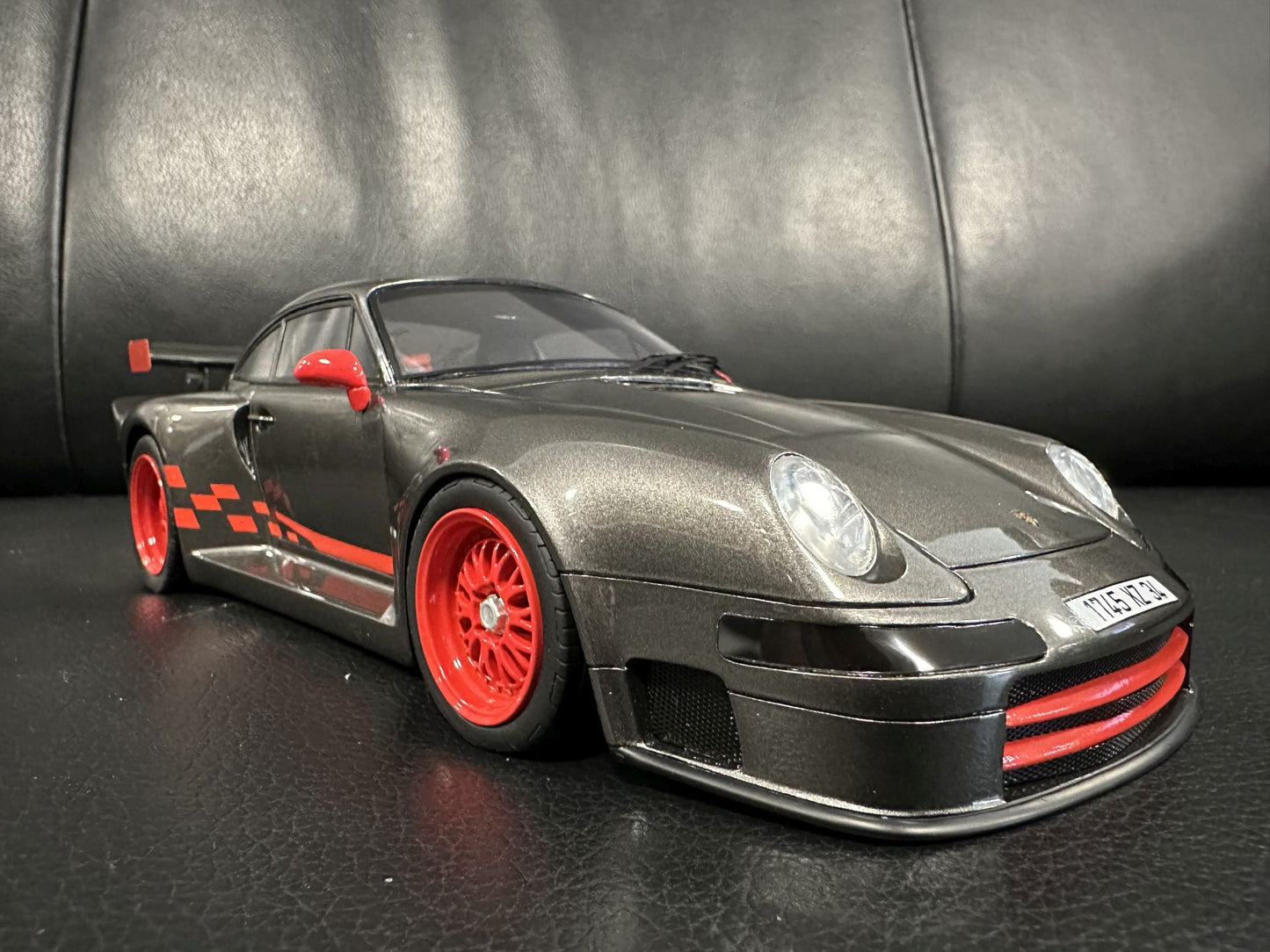 Porsche 911 993 GT1 Almeras grey Limitiert 73/150 1:18 KESS KE18004C Порше 911 993 сив Лимитирана