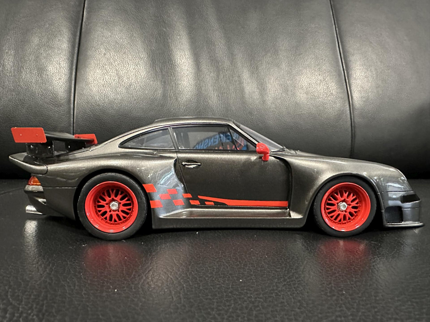 Porsche 911 993 GT1 Almeras grey Limitiert 73/150 1:18 KESS KE18004C Порше 911 993 сив Лимитирана