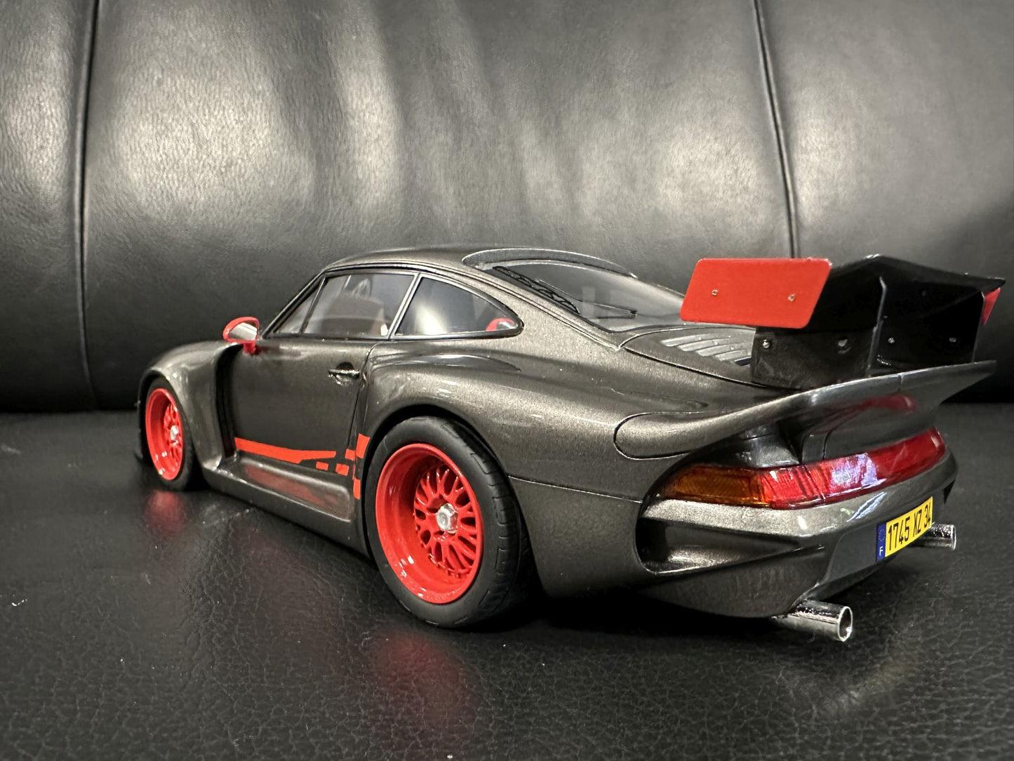 Porsche 911 993 GT1 Almeras grey Limitiert 73/150 1:18 KESS KE18004C Порше 911 993 сив Лимитирана