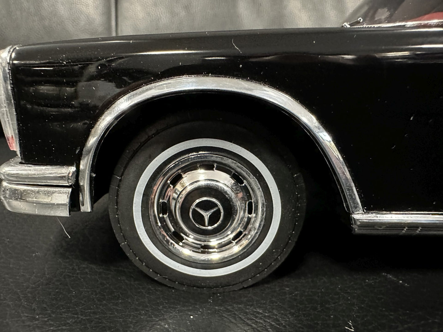 Mercedes Benz 600 W100 1969 limousine black 1:18 Modelcar MCG 18187 Мерцедес Бенц 600 В100 Лимозина 1969 черен