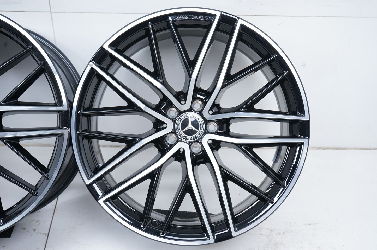 Оригинал като нови Mercedes GLC43 AMG W253 C253 Klasse 21 Zoll  Мерцедес ГЛЦ43 AMG Класа Алуминиеви джанти 21 цола A2534015700 A2534015800