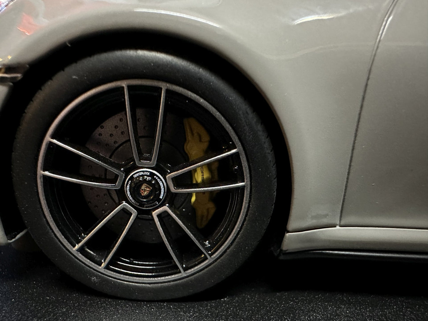 Porsche 911 Turbo S 992 grey Limitiert 1:18 GT Spirit GT431 Порше 911 Турбо С сив Лимитирана