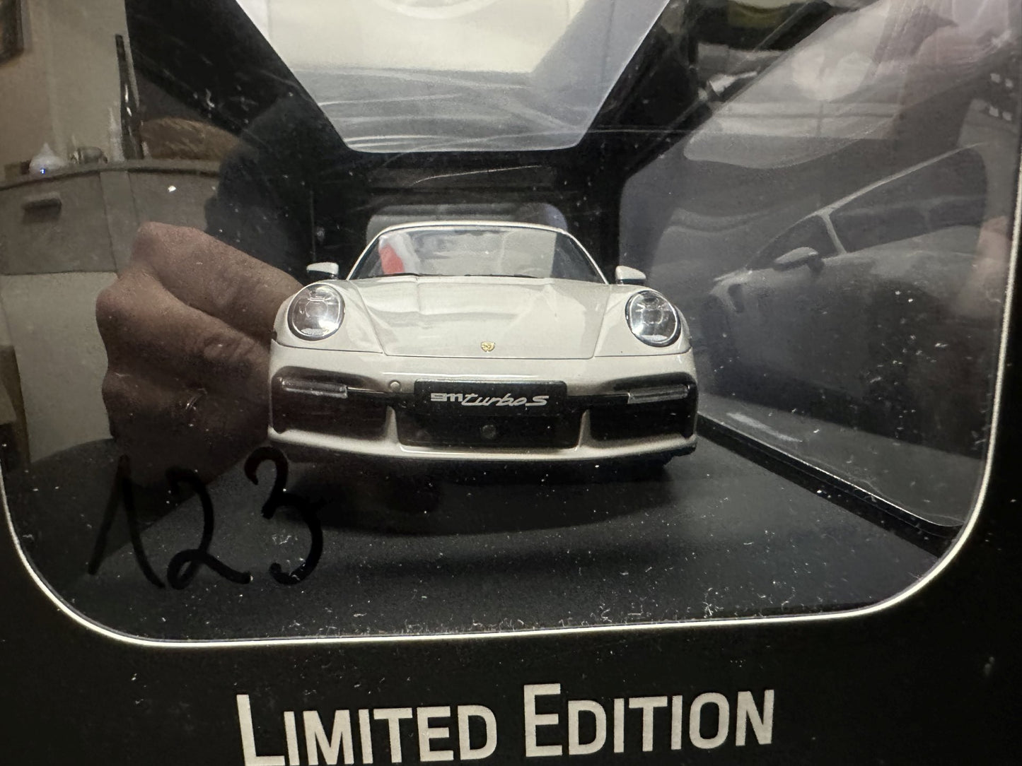 Porsche 911 Turbo S 992 grey Limitiert 1:18 GT Spirit GT431 Порше 911 Турбо С сив Лимитирана