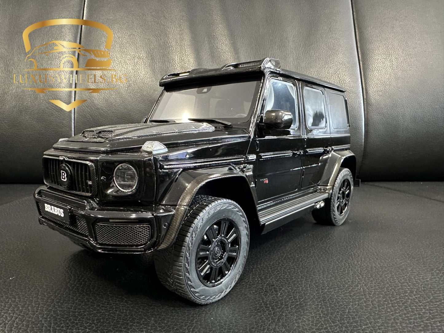 Mercedes Benz G Klasse BRABUS G800 4x4 Super Black Limitiert 321/999 1:18 GT Spirit GT500  Мерцедес Бенц Г Класа черен Лимитирана