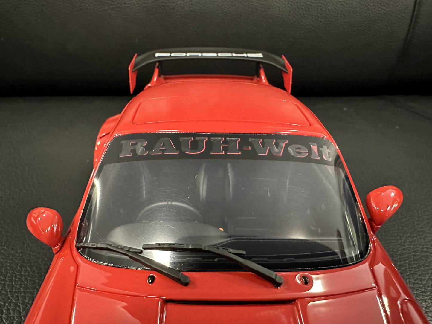 Porsche 911 RWB Painkiller red Limitiert 226/1100 1:18 GT Spirit GT449 Порше 911 червен Лимитирана