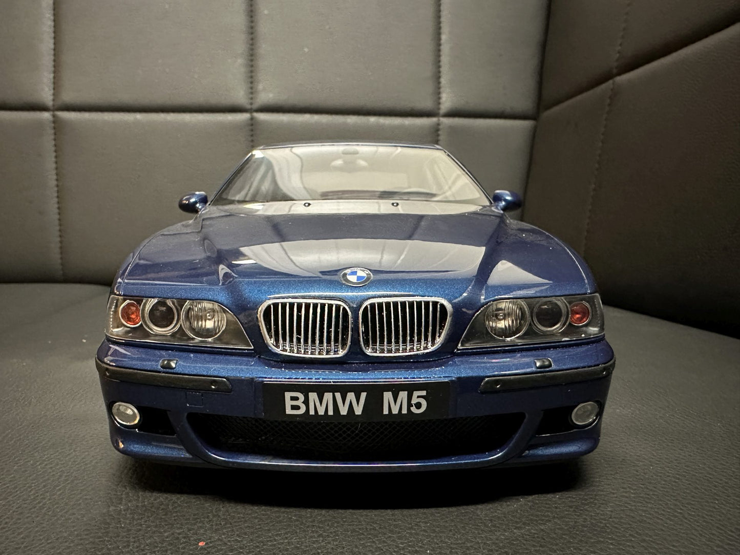 Bmw M5 E39 Sedan blue Limitiert 1289/2000 1:12 OTTO G073 Бмв M5 Е39 син Лимитирана