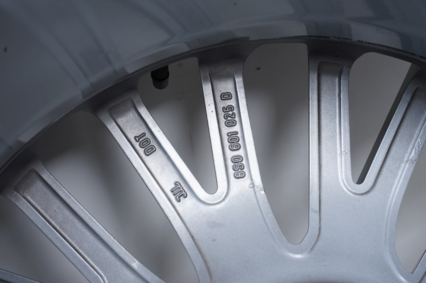 Оригинал Audi TT TTS 8S FV 18 Zoll Ауди ТТ ТТС Алуминиеви джанти 18 цола зимен комплект зимни гуми