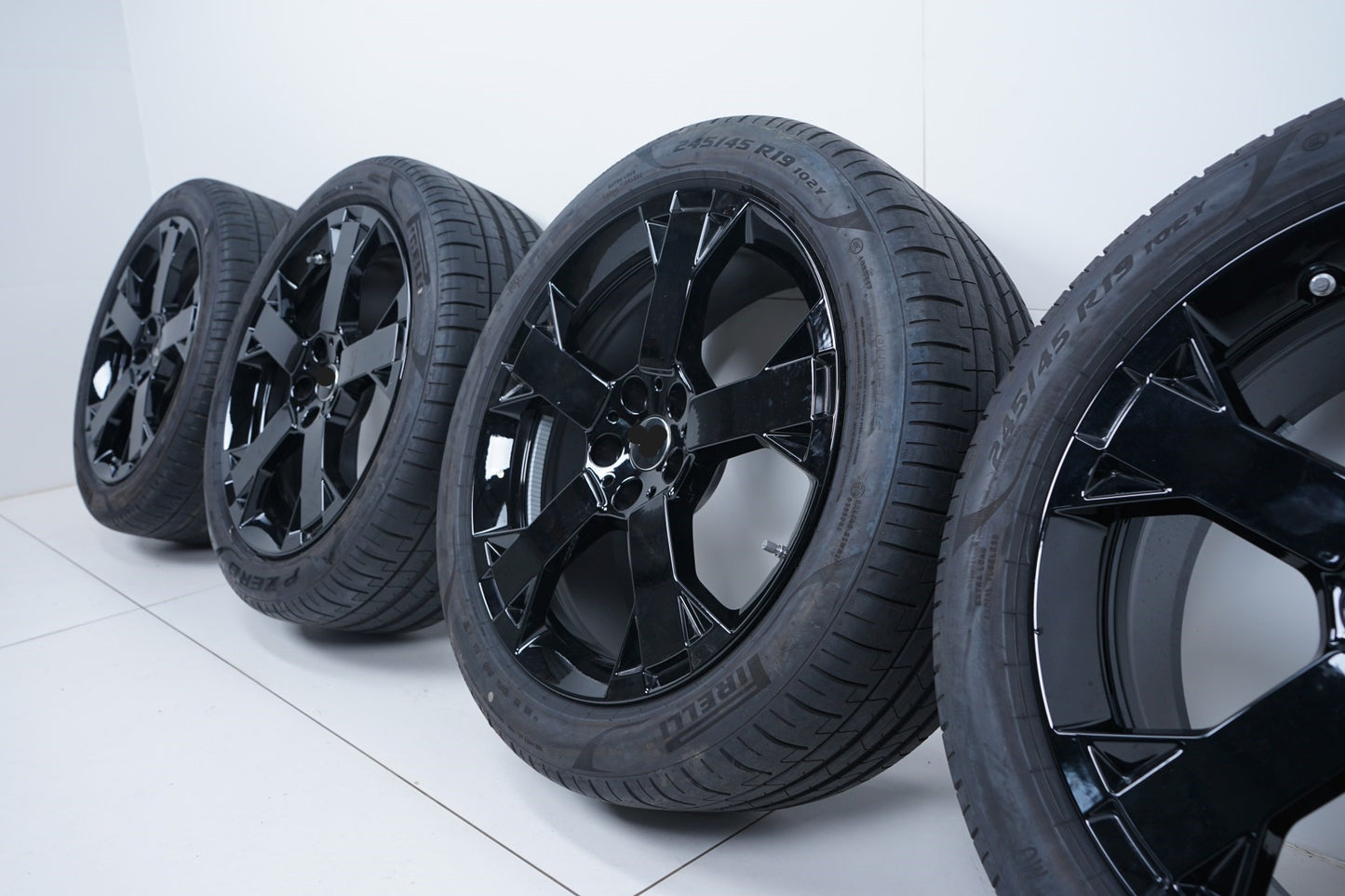 Оригинални BMW X1 X2 U11 U10 Mini Countryman U25 19 Zoll Бмв У10 У11 МИНИ Кънтриман 19 цола джанти летен комплект летни гуми