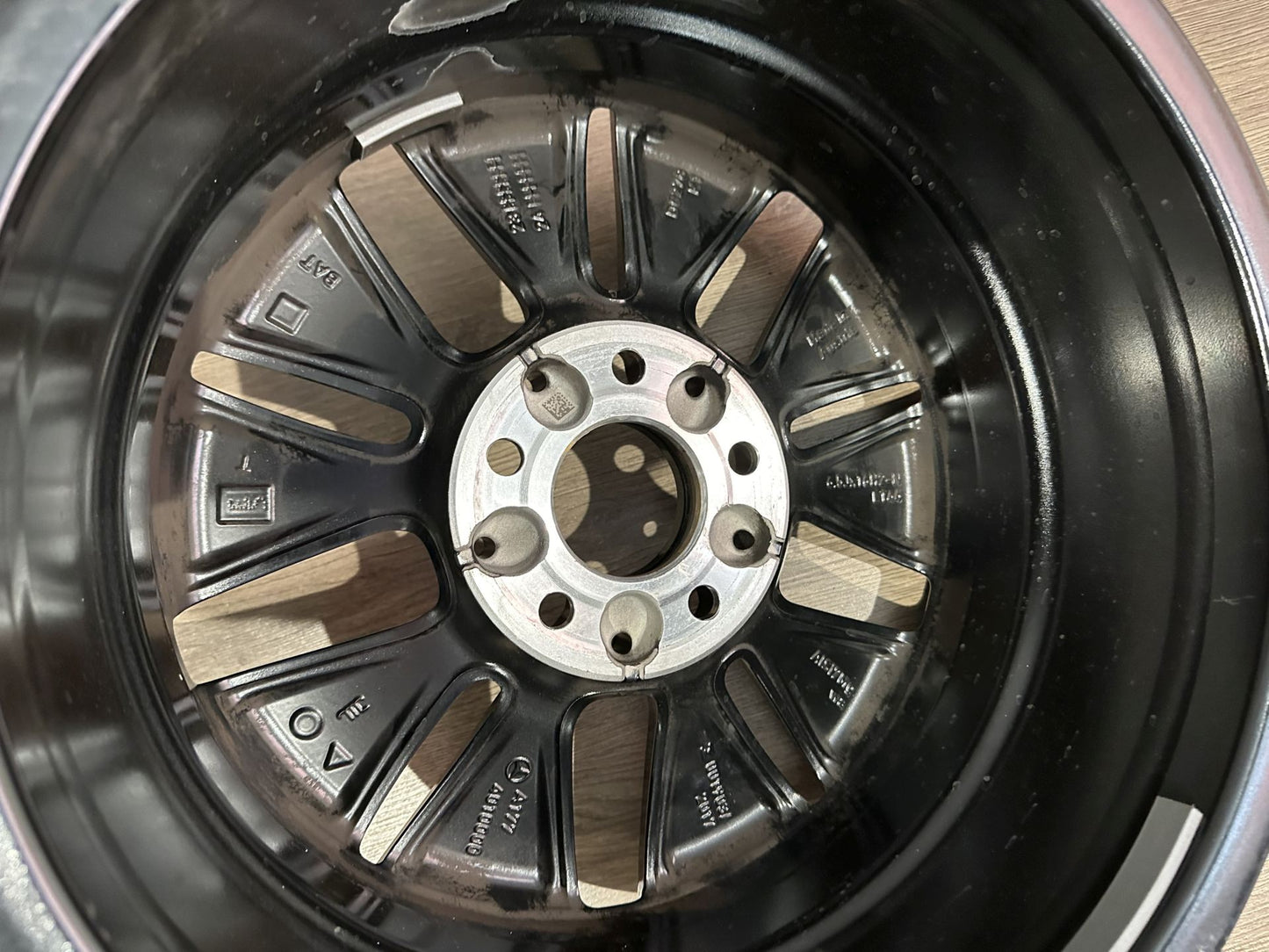 Оригинални Mercedes 6,5J ET44 5x112 A B Klasse W177 W247 16 Zoll Мерцедес А Б Класа W177 W247 Алуминиеви джанти 16 цола A1774010000