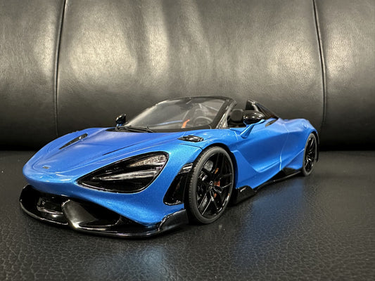 Mclaren Spider Amit blue Limitiert 387/999 1:18 GT Spirit GT886 Макларън Спайдер Лимитирана син
