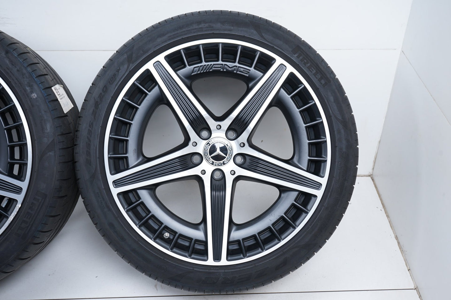 Оригинал Mercedes EQE43 EQE53 AMG V295 W295 21 Zoll Мерцедес EQE43 EQE53 АМГ Лимозина 21 цола джанти летен комплект летни гуми