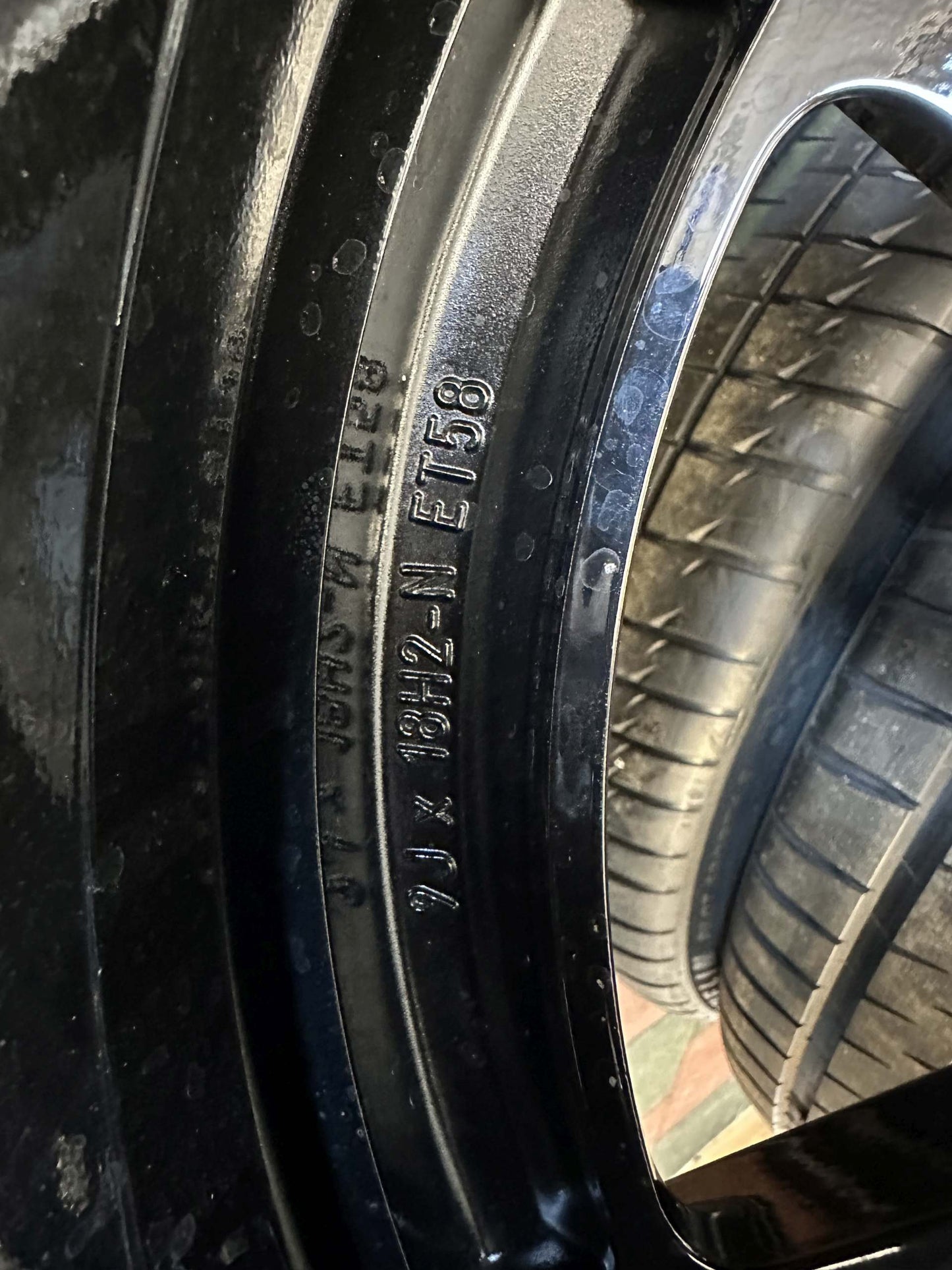 Като Нови Mercedes C klasse Hybrid W206 18 Zoll AMG Мерцедес Ц класа Хибрид W206 18 цола AMG летен комплект летни гуми