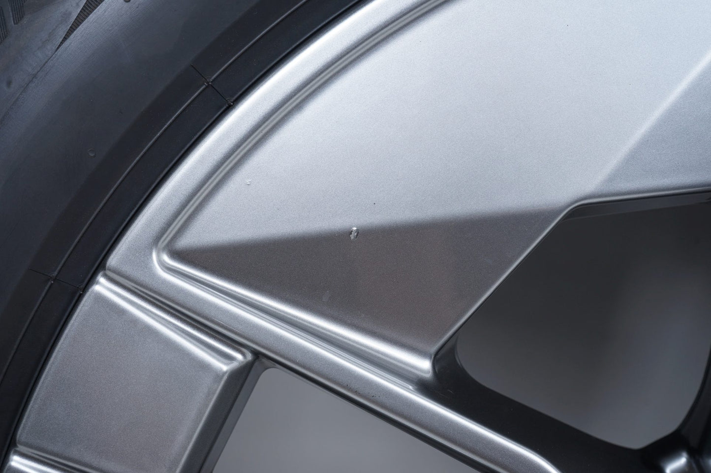 Оригинални BMW iX20 i20 20 Zoll 1002 Бмв 20 цола джанти 1002 зимен комплект зимни гуми