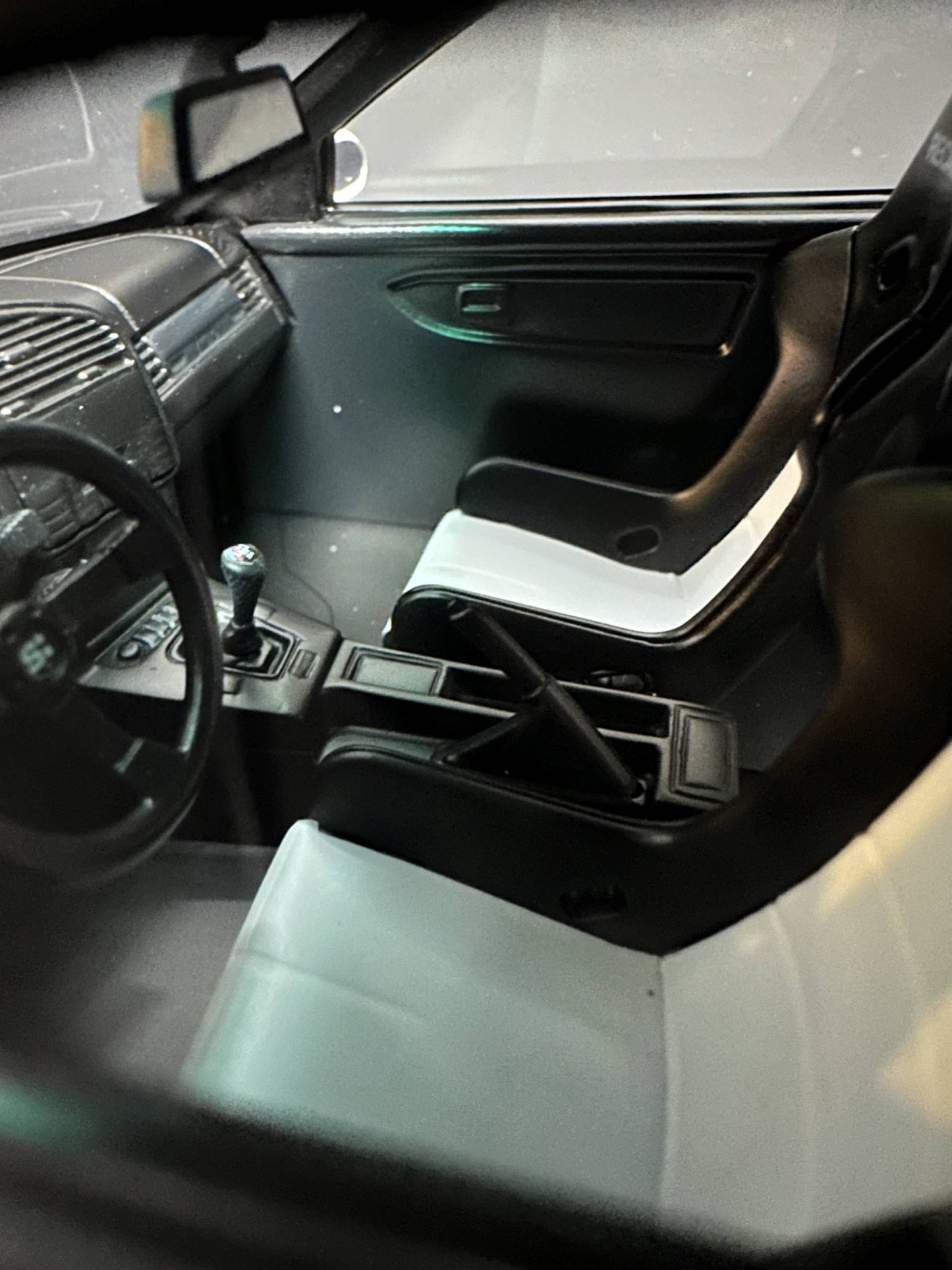 Bmw E36 Khyzyl Saleem Coupe white Limitiert 3000 1:18 OTTO OT1051 Бмв Е36 бял Лимитирана
