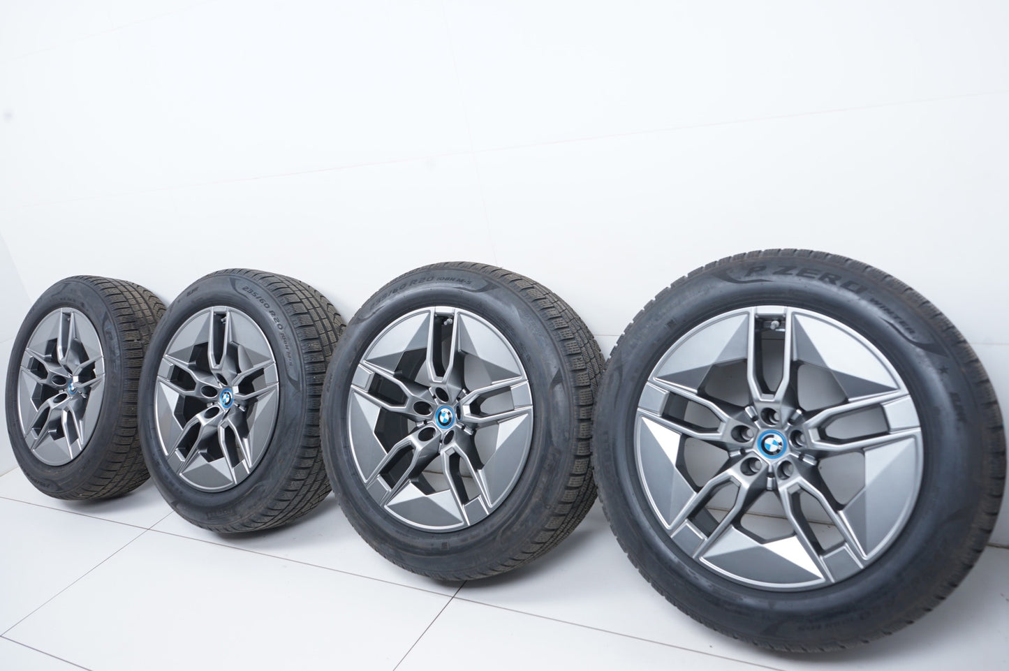 Оригинални BMW iX20 i20 20 Zoll 1002 Бмв 20 цола джанти 1002 зимен комплект зимни гуми