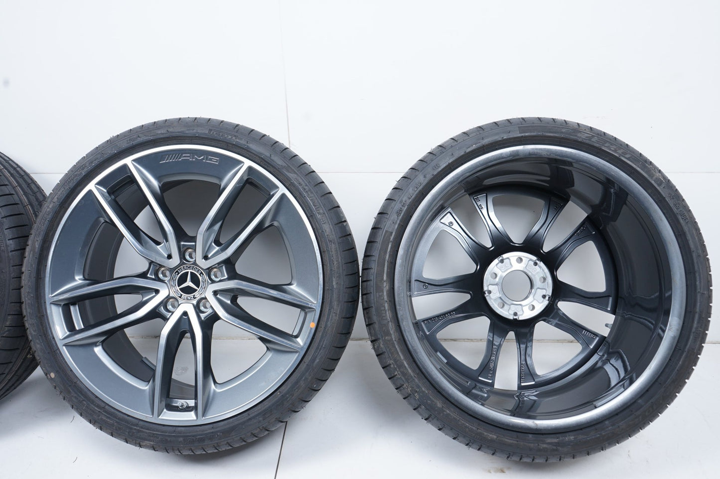 Нови Оригинал Mercedes E klasse E43 E53 AMG W213 20 Zoll Мерцедес Е класа W213 20 цола AMG Е43 Е53 джанти летен комплект летни гуми