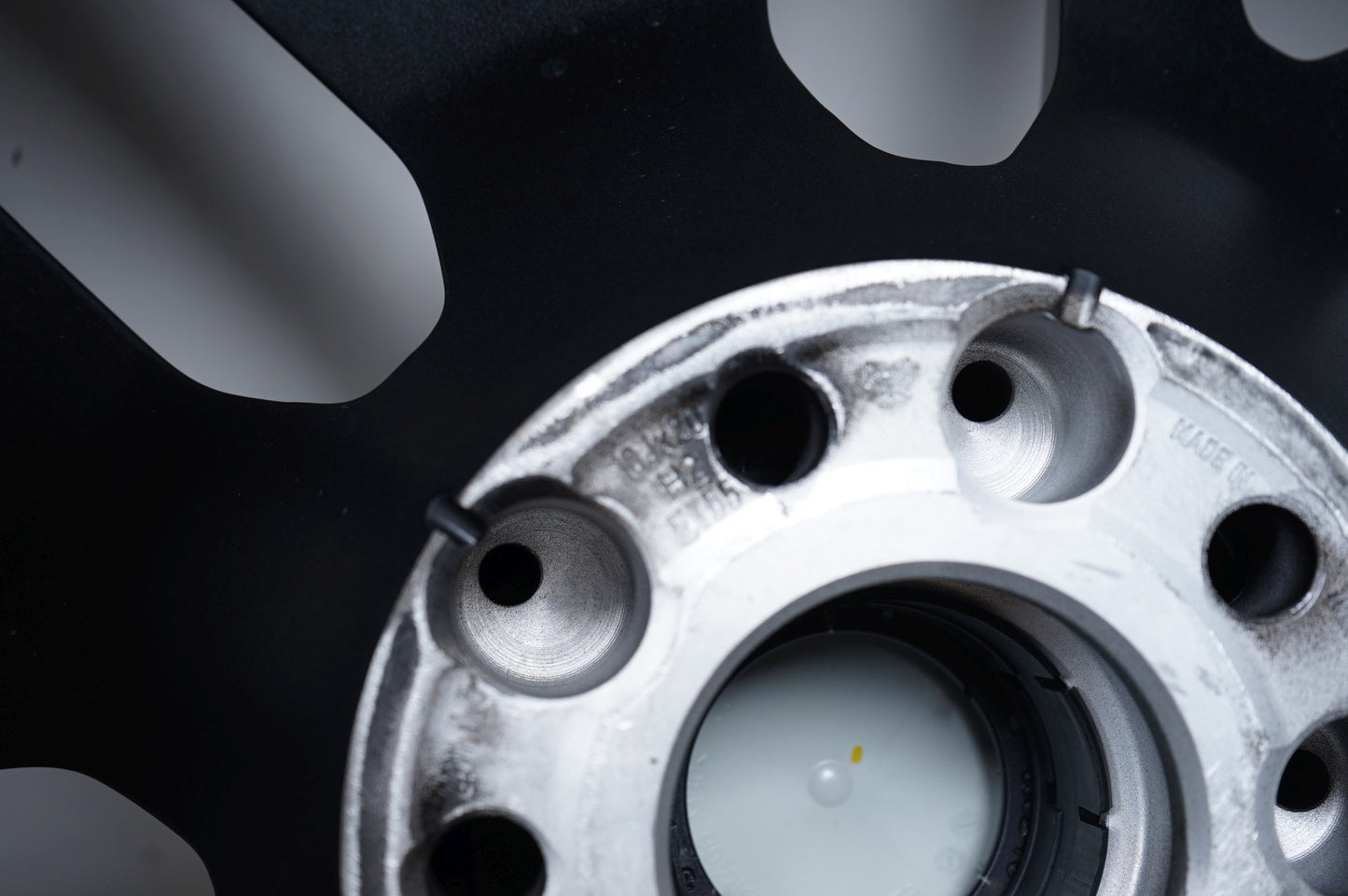 Като Нови Оригинал Mercedes E63 AMG W213 20 Zoll Мерцедес E63 AMG W213 20 цола летен комплект летни гуми