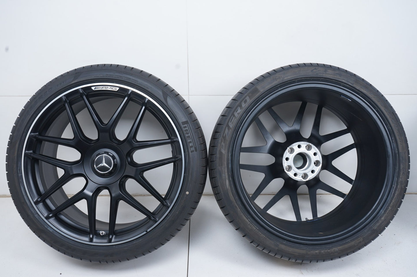 Като Нови Оригинал Mercedes E63 AMG W213 20 Zoll Мерцедес E63 AMG W213 20 цола летен комплект летни гуми