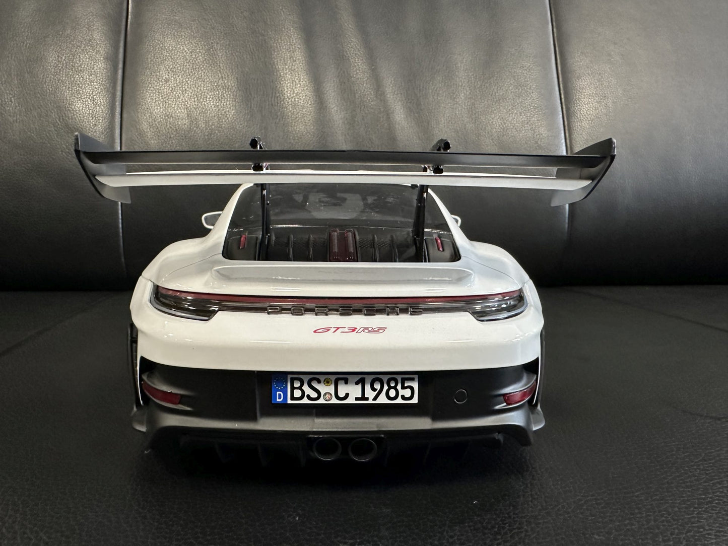 Porsche 911 GT3 RS 2022 white/red 1:12 NOREV 127530 Порше ГТ3 РС бял/червен