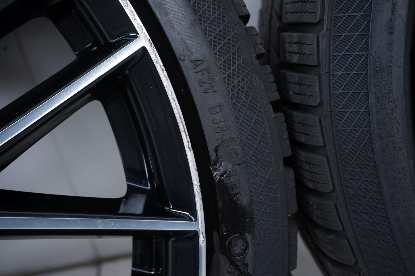 Оригинал Seat Leon Cupra 19 Zoll Сеат Леон Купра 19 цола Алуминиеви джанти зимен комплект зимни гуми