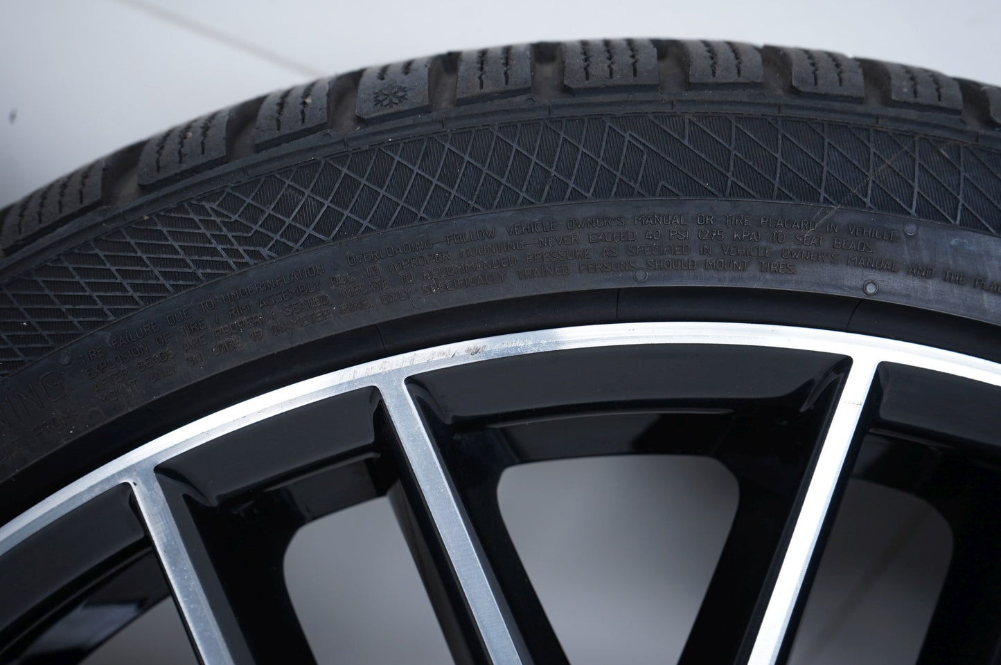 Оригинал Seat Leon Cupra 19 Zoll Сеат Леон Купра 19 цола Алуминиеви джанти зимен комплект зимни гуми