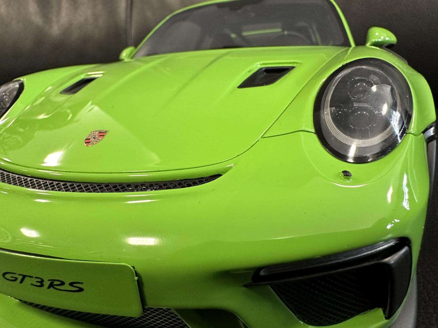 Porsche 911 991.2 GT3 RS Coupe green Limitiert 412/999 1:12 GT Spirit GT917 Порше ГТ3 зелен Лимитирана