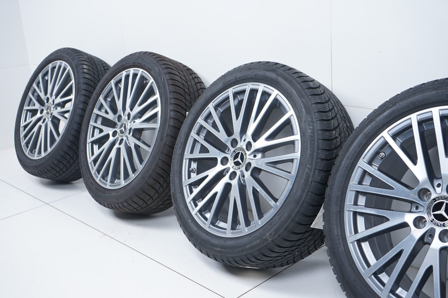 Оригинал Mercedes A B Cla Klasse W177 W118 18 Zoll Мерцедес А Б Цла W177 W118 18 цола джанти зимен комплект зимни гуми