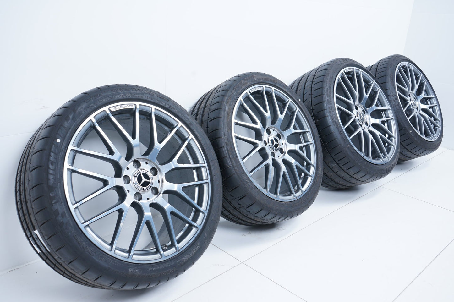 Като Нови Mercedes AMG GTC W190 C190 19/20 Zoll Мерцедес 19/20 цола Джанти летен комплект летни гуми