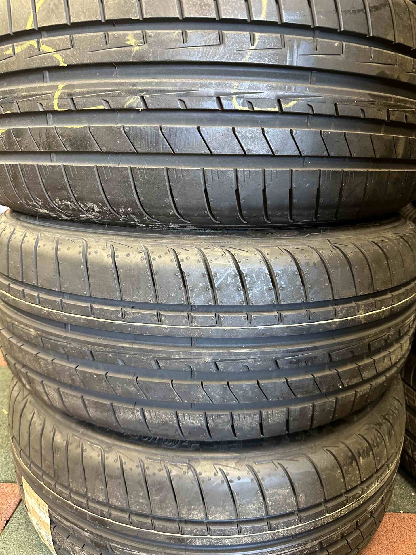 Като Нови Оригинал Mercedes E Klasse W213 AMG 245 40 19 Zoll Е класа W213 19 цола AMG джанти летен комплект летни гуми