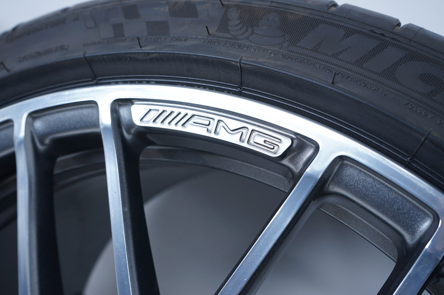 Като Нови Mercedes AMG GTC W190 C190 19/20 Zoll Мерцедес 19/20 цола Джанти летен комплект летни гуми