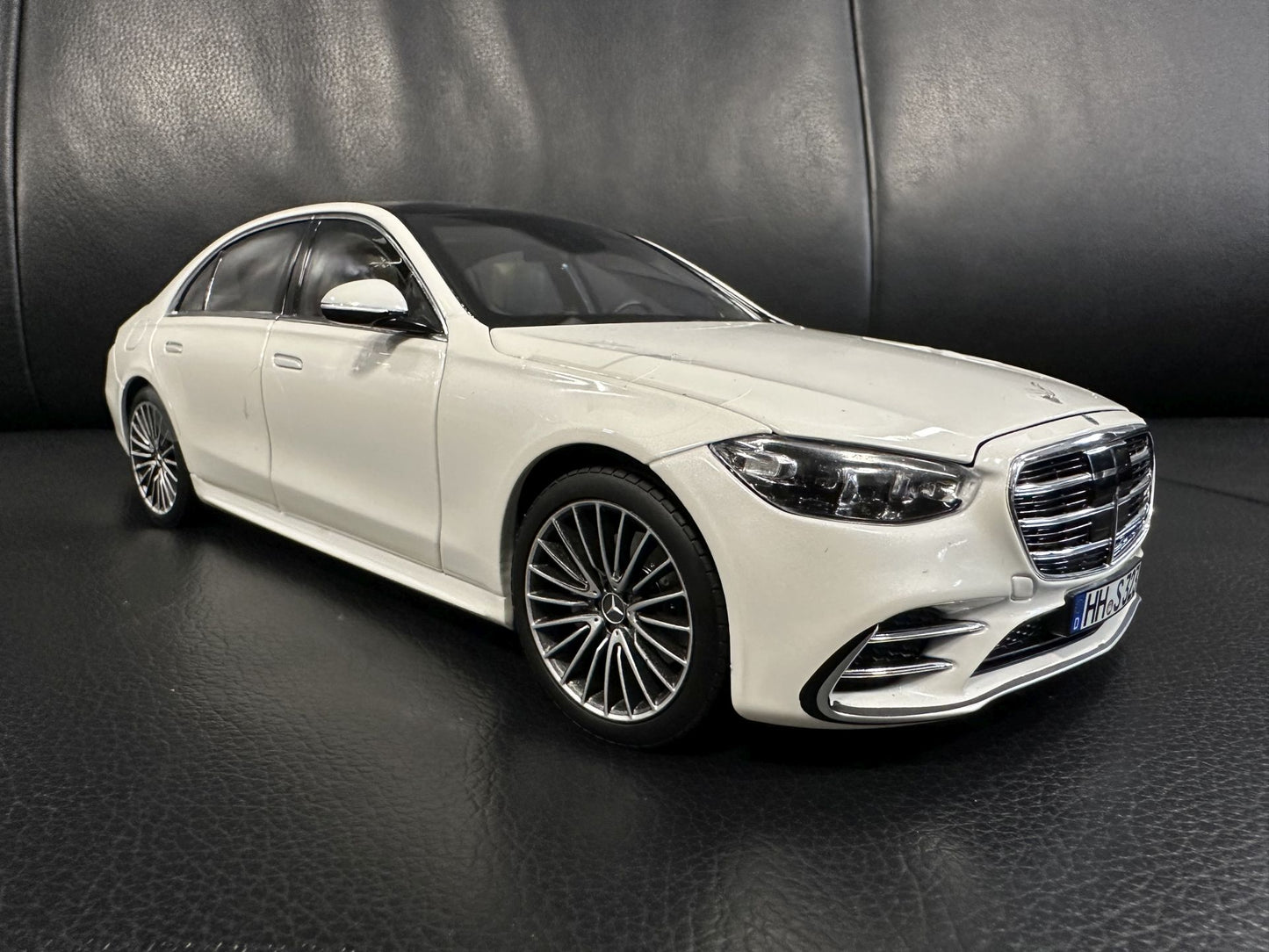 Mercedes Benz S Klasse W223 white limitiert 500 pcs 1:18 NOREV 183801  Мерцедес Бенц С Класа бял Лимитирана 500 бройки