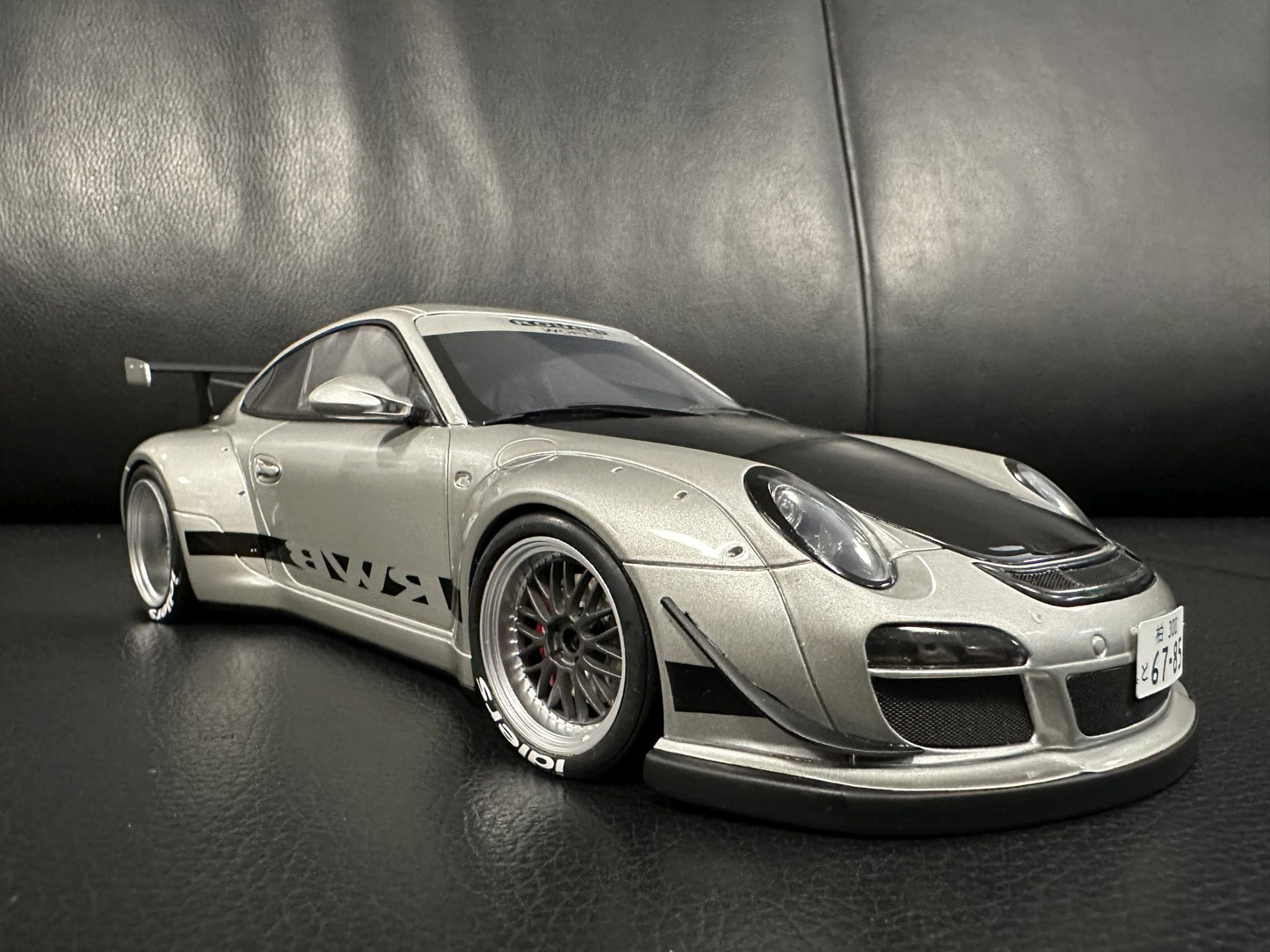 Porsche 911 997 RWB Abu Dhabi grey Limitiert 823/1200 1:18 GT Spirit GT483 Порше 997 сив Лимитирана